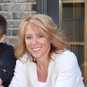 Meet your Posher, Philena